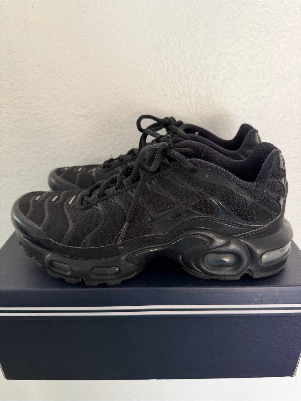 Nike Air Max Plus "Triple Black" (commonly known as the Nike TN Triple Black)